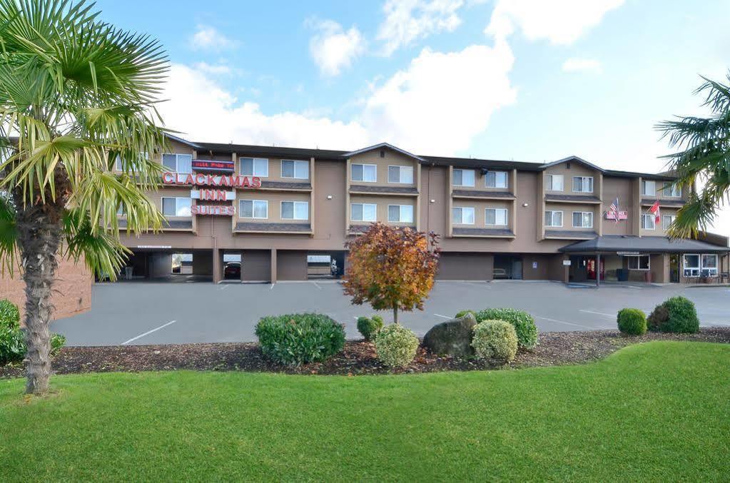 And Hotel 3*